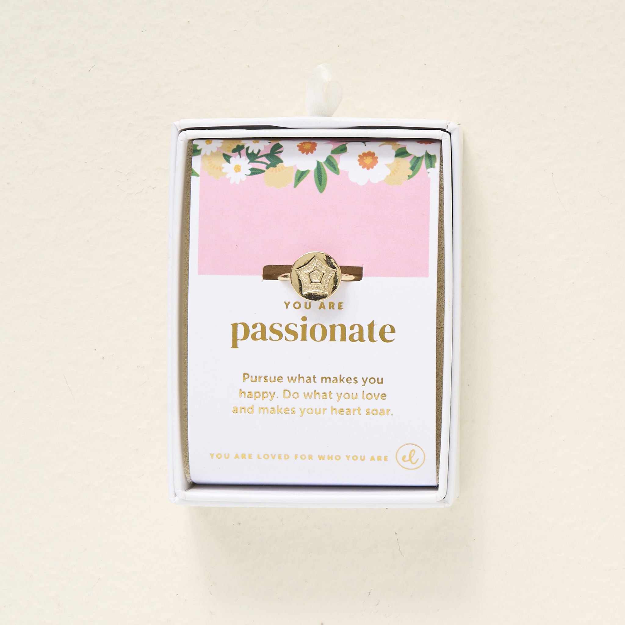 Picture of Passionate Ring - Gold
