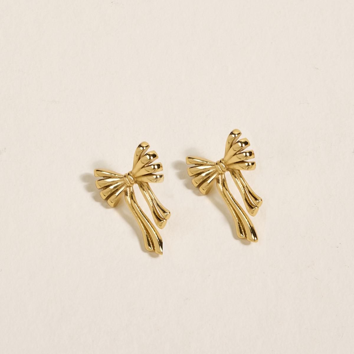 Picture of Standout Earrings-Stay Classy Bow