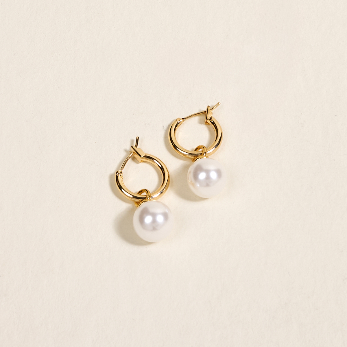 Picture of Standout Earrings-Dainty Pearl