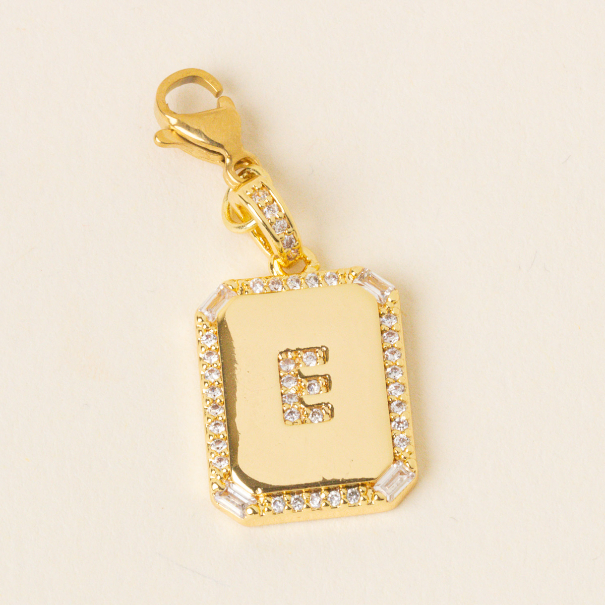 Picture of Jewelry Charm Initial Letter Gold-E