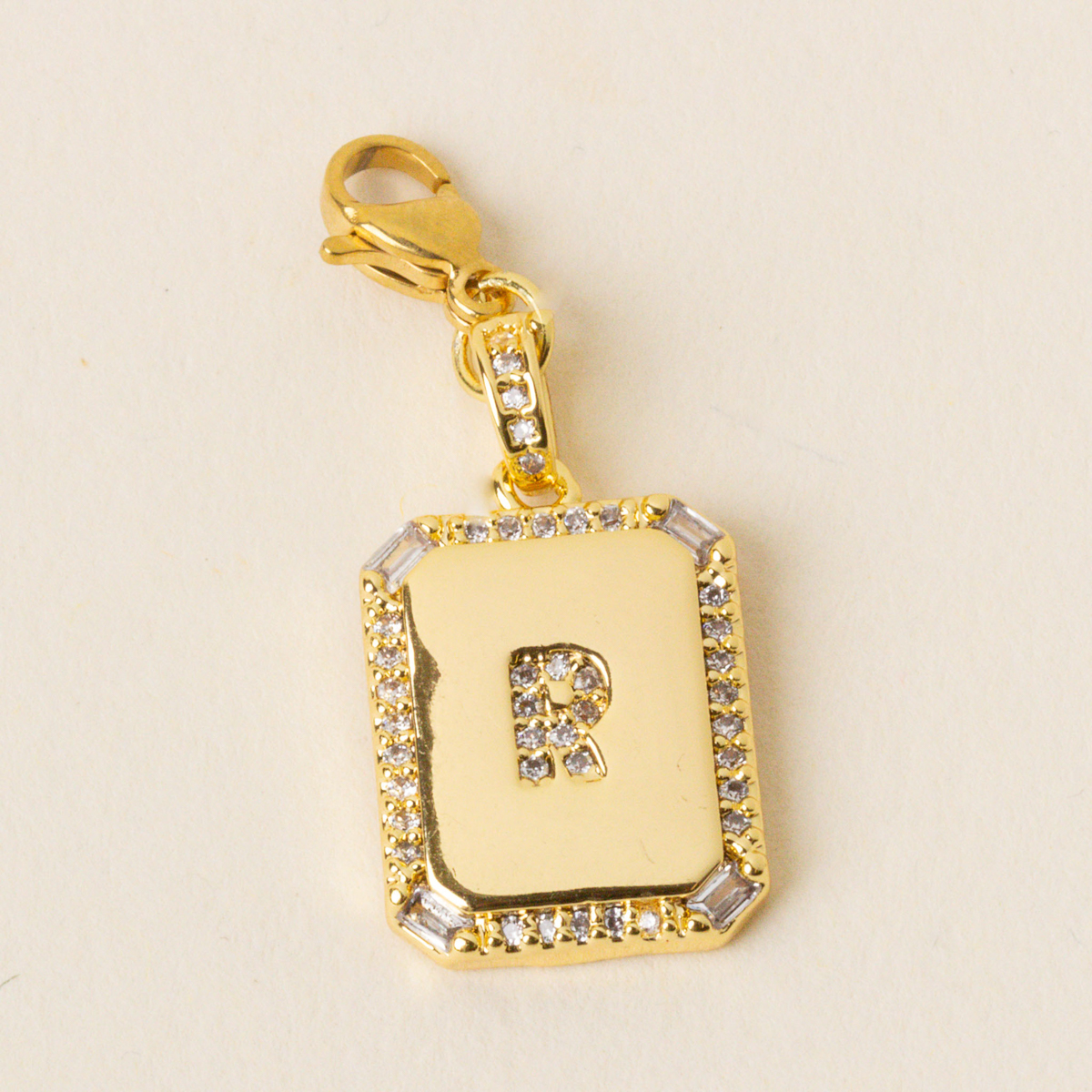Picture of Jewelry Charm Initial Letter Gold-R