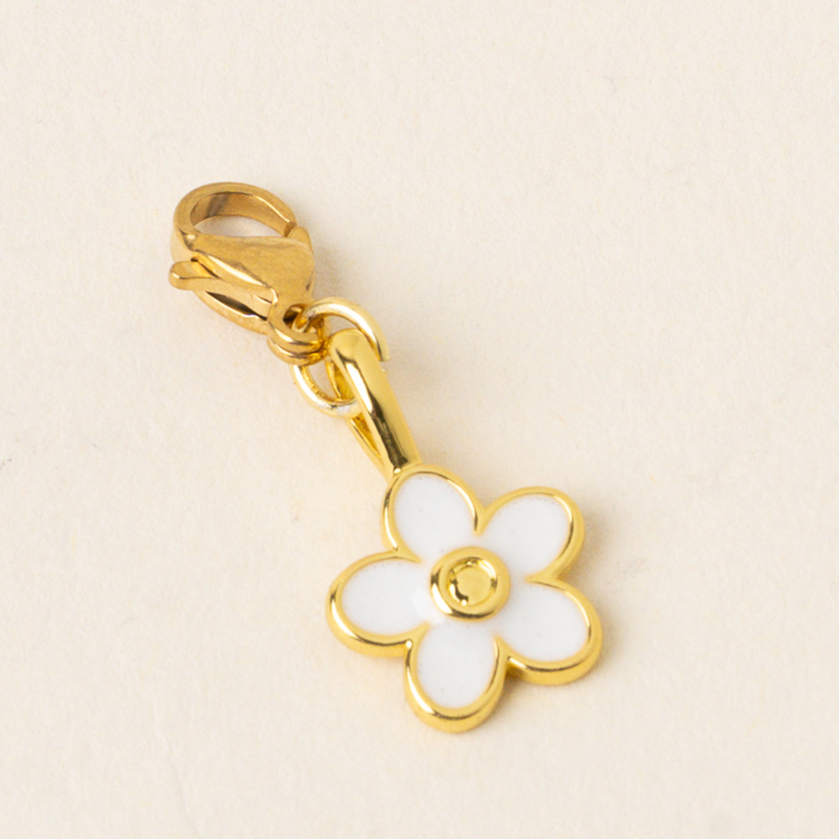 Picture of Jewelry Charm Gold-White Flower