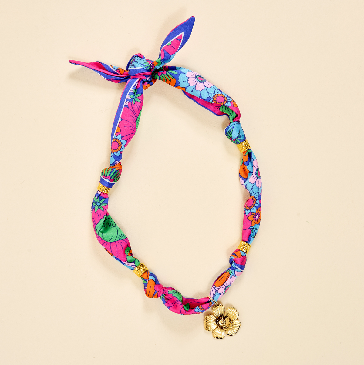 Picture of Make a Statement Scarf Necklace-Flower Power