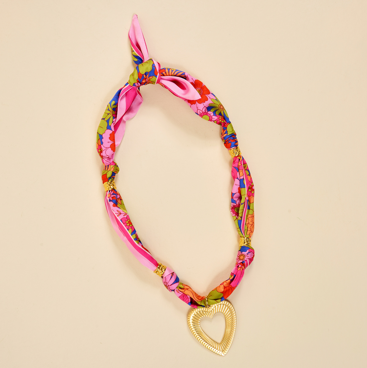 Picture of Make a Statement Scarf Necklace-Lover's Tempo