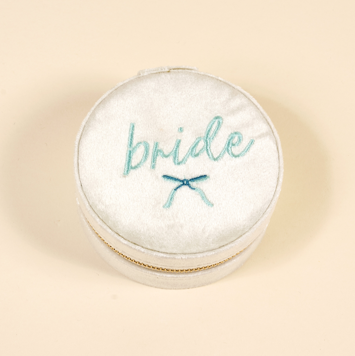Picture of Round Velvet Jewelry Case-Bride
