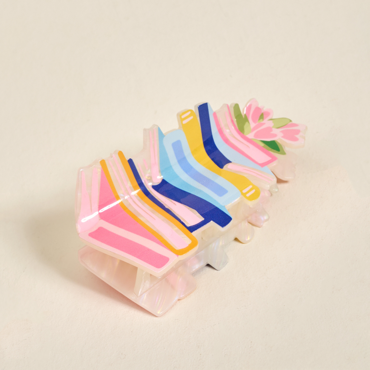 Picture of Shape Up Claw Clip-Book Nook