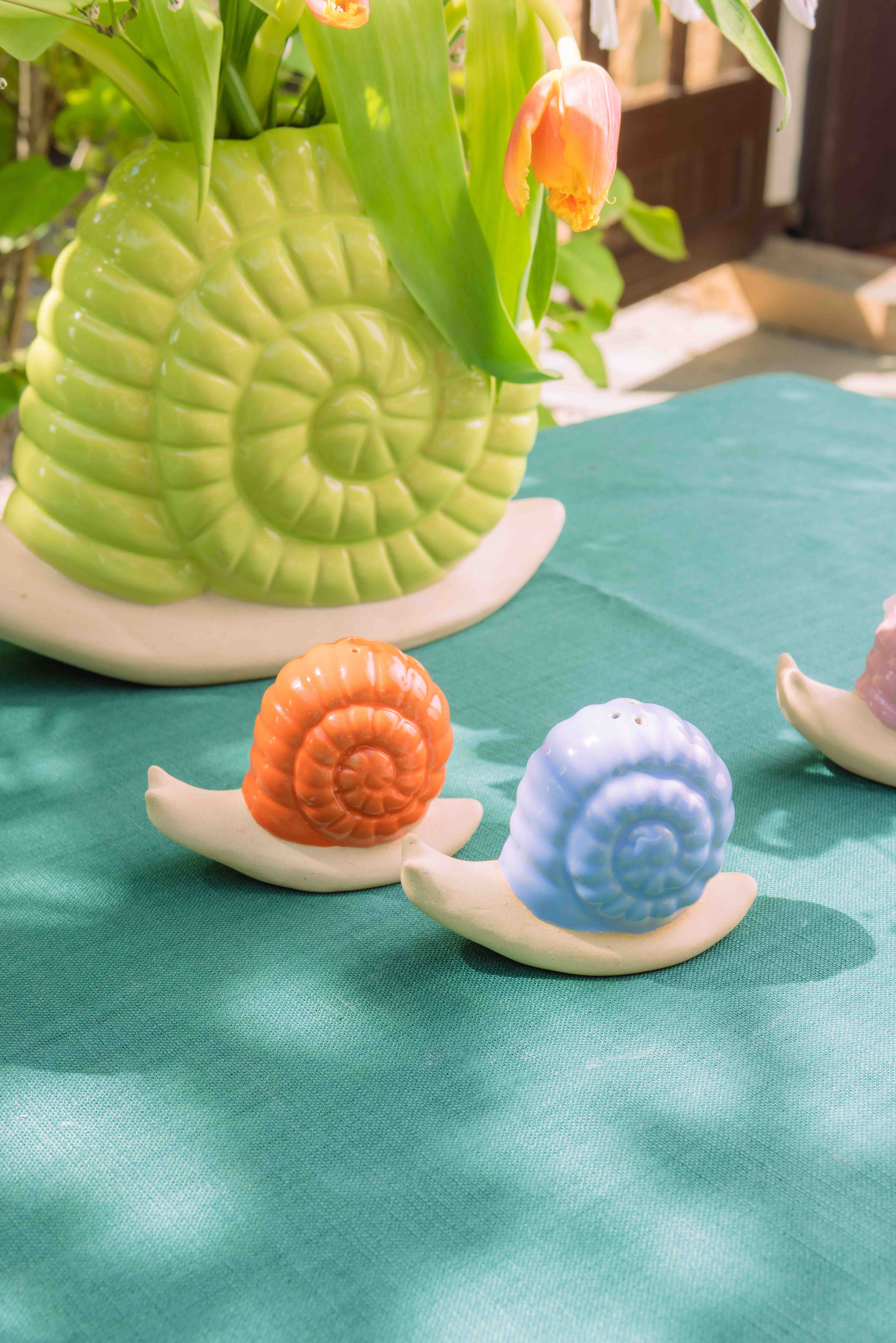 Picture of DOIY, Salt & Pepper, Woodland, Snail