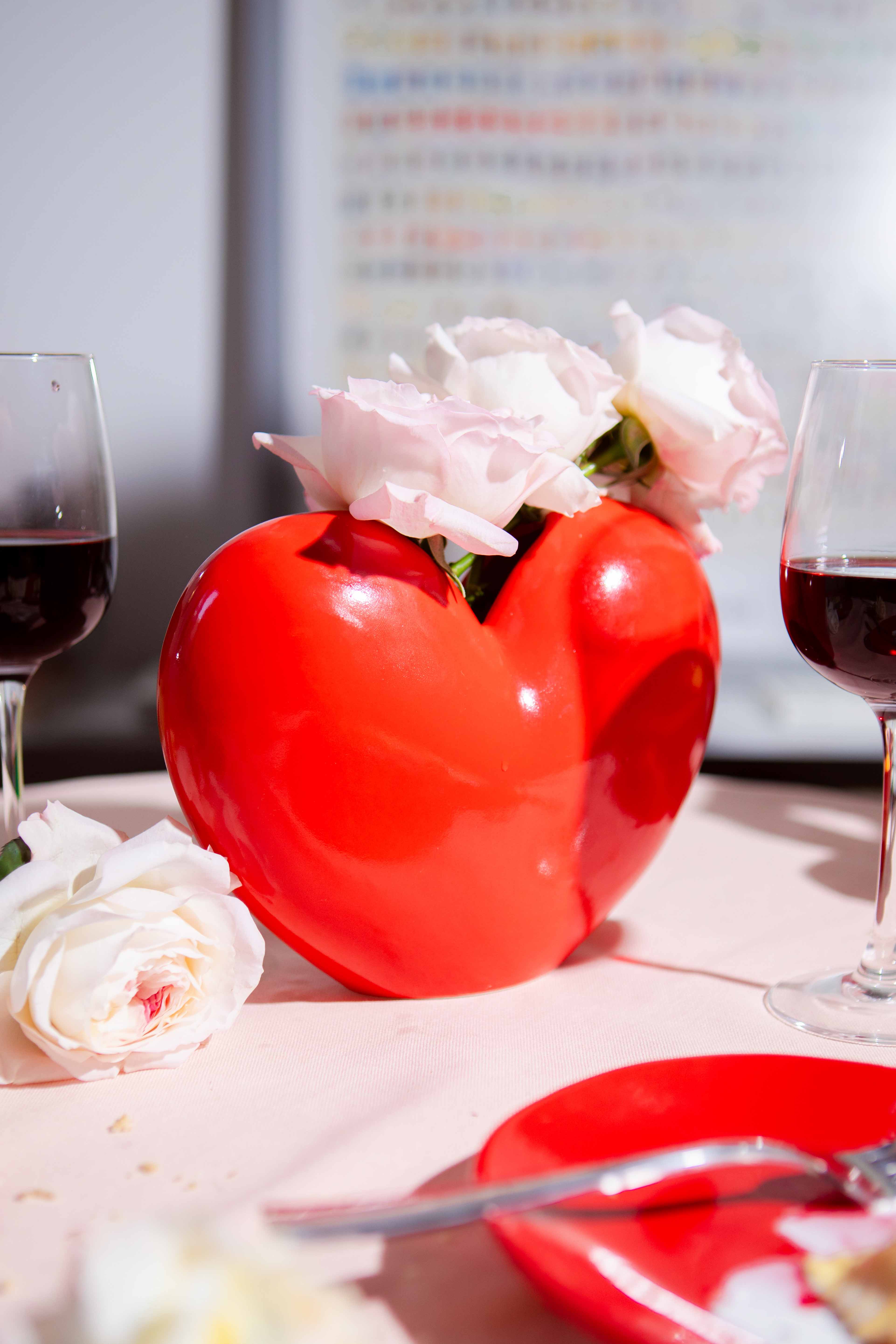 Picture of DOIY, Vase, M, Love, Red