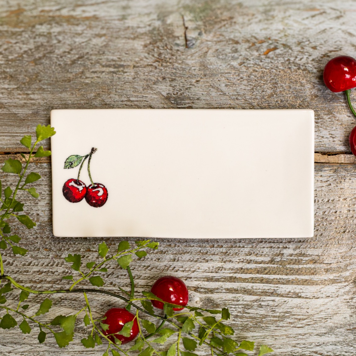 Picture of Mon Cheri Rectangular Soap Dish