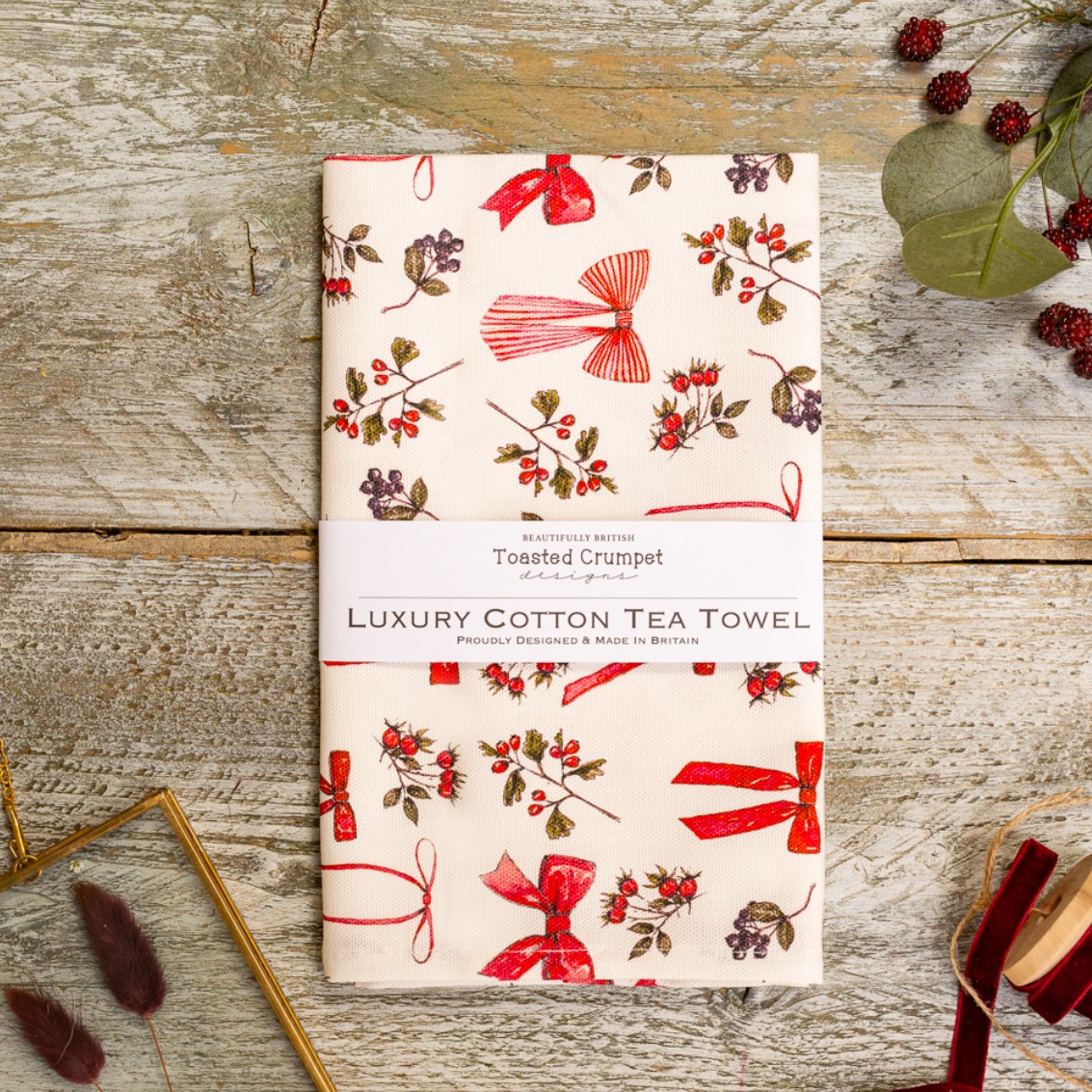 Picture of Bows & Berries (Pure) Tea Towel-