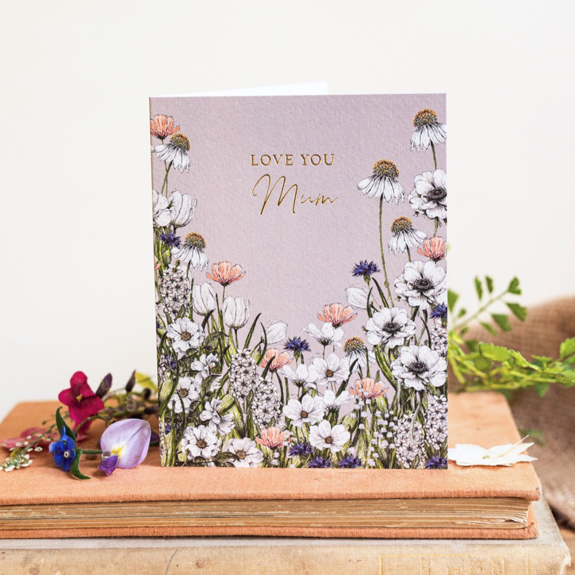 Picture of Love You Mum Card (Cello-Free)
