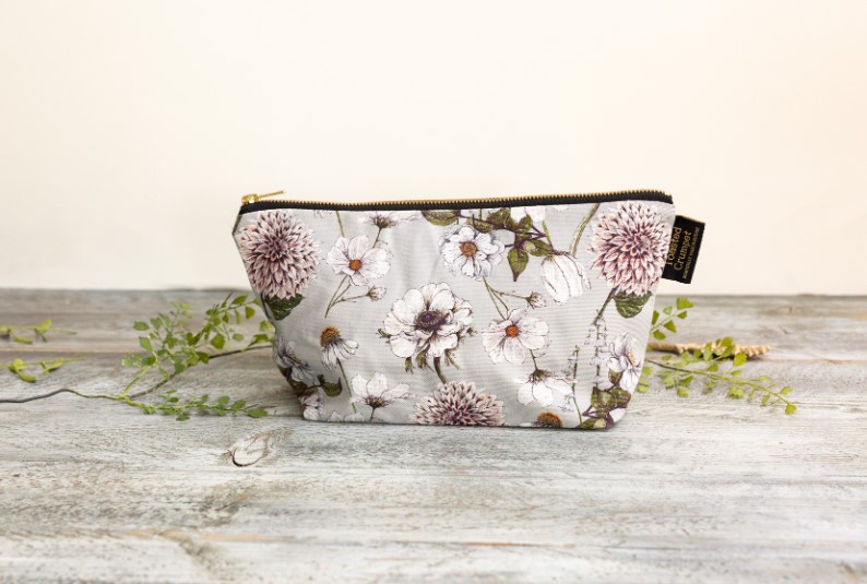 Picture of The Blanc Collection (Stone) Wash Bag