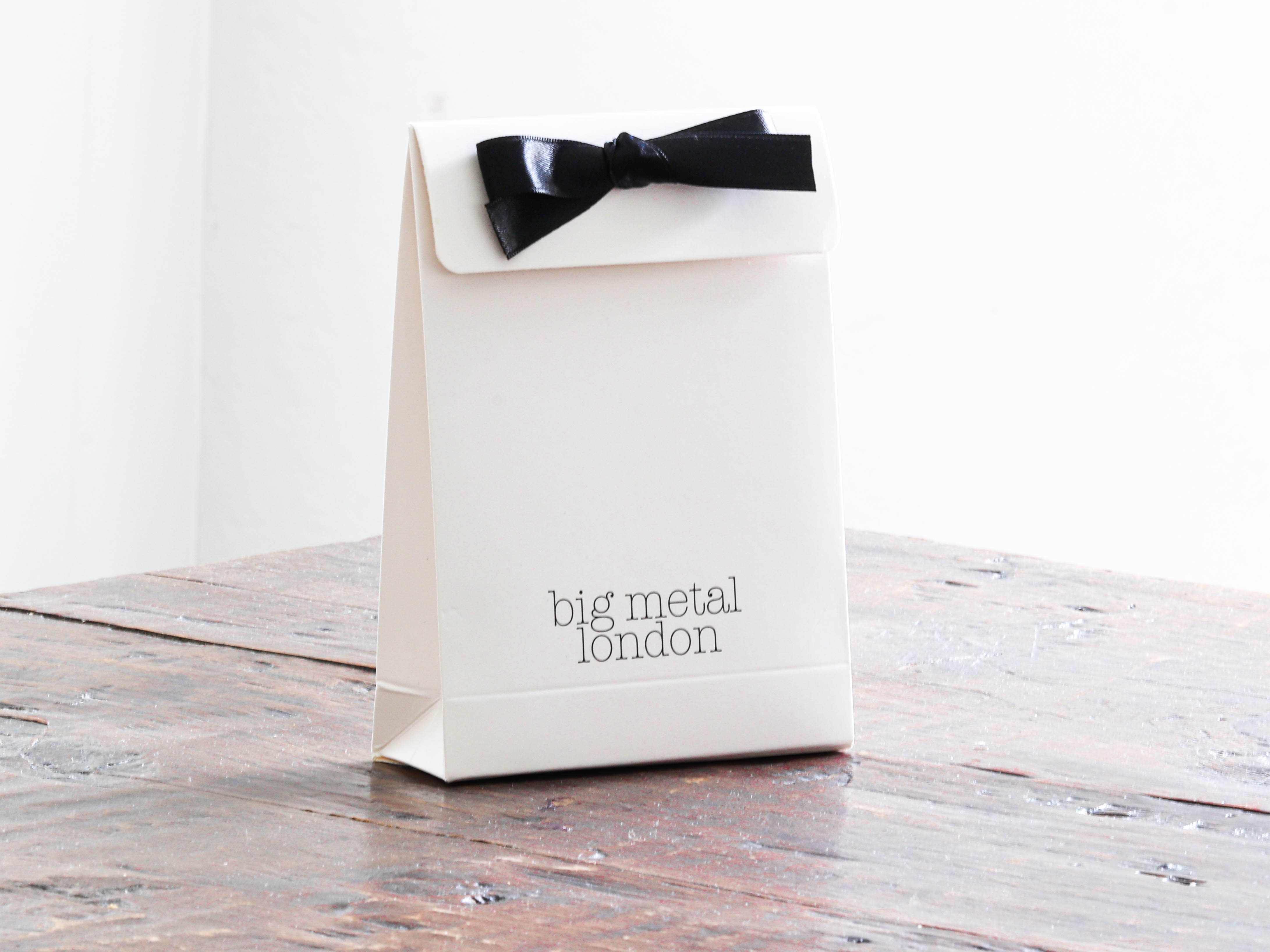 Picture of GIFT BAGS