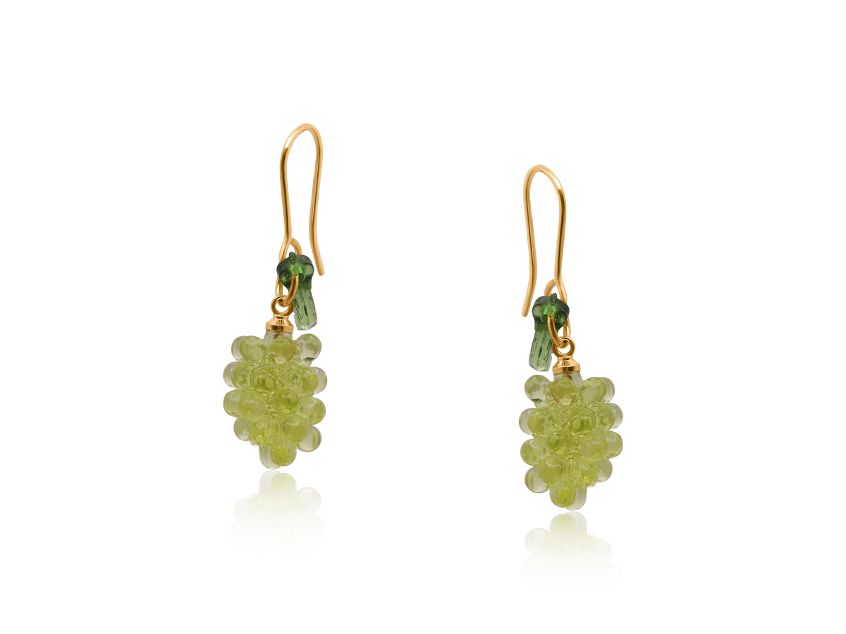 Picture of GREEN DYONISSUS BUNCH OF GRAPES DANGLE EARRINGS
