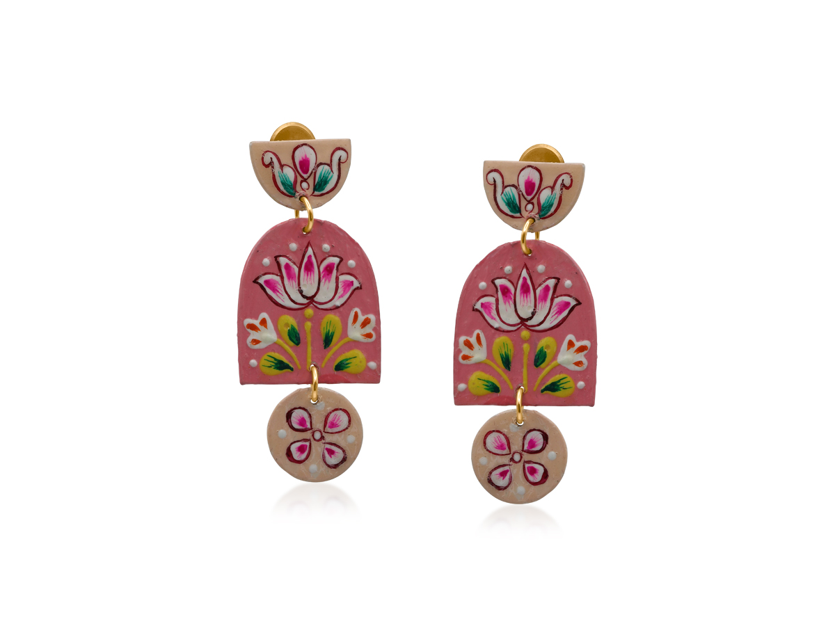 Picture of PEACH CREAM PADMA STATEMENT HAND PAINTED ARTISAN E