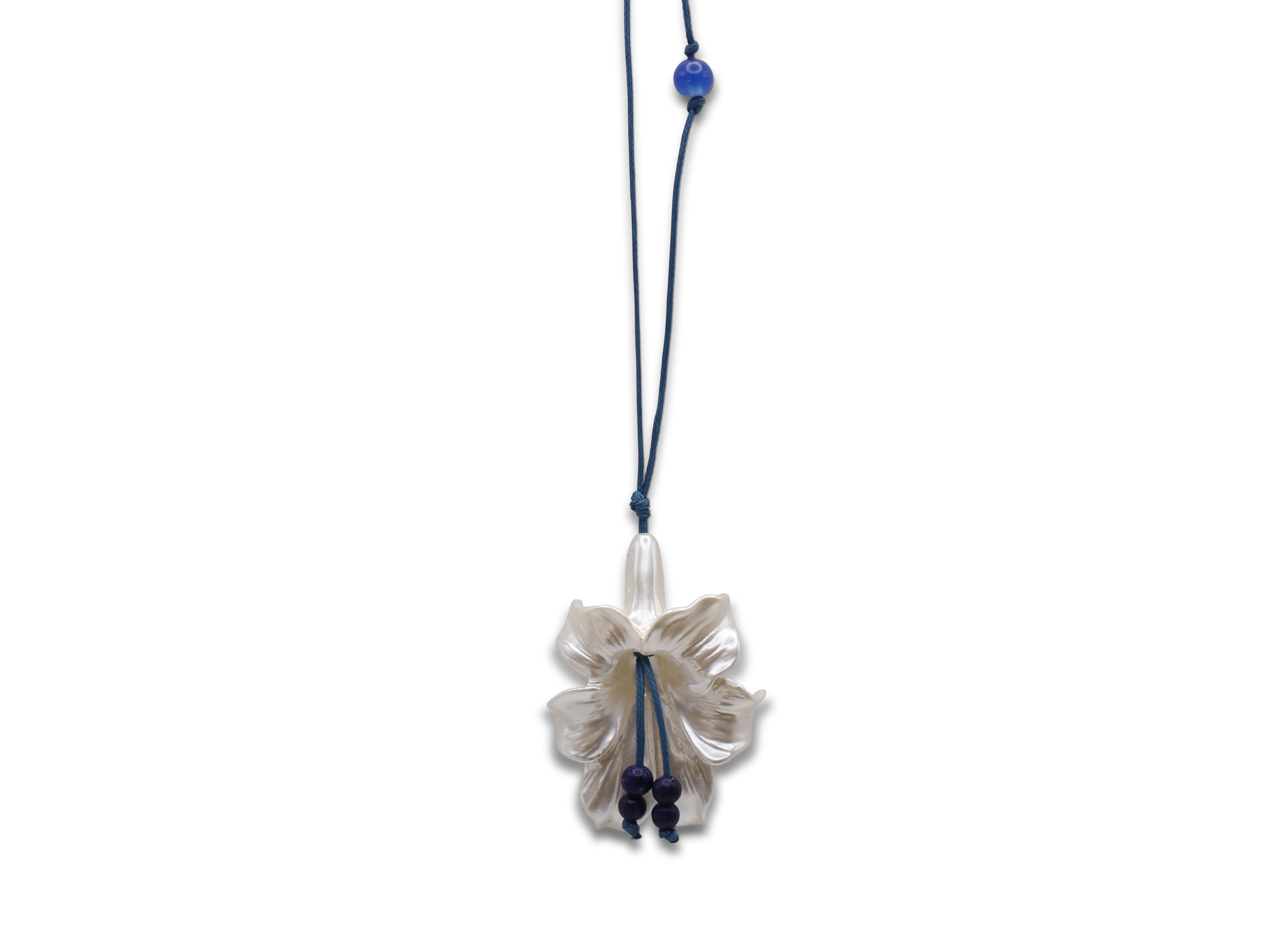 Picture of BLUE  OPHELIA FLOWER STRING PENDANT